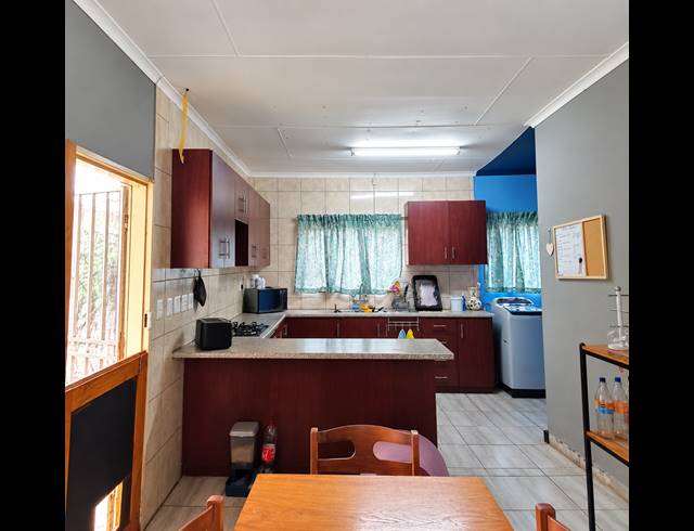 2 BEDROOM HOUSE FOR SALE IN RIVERSDALE